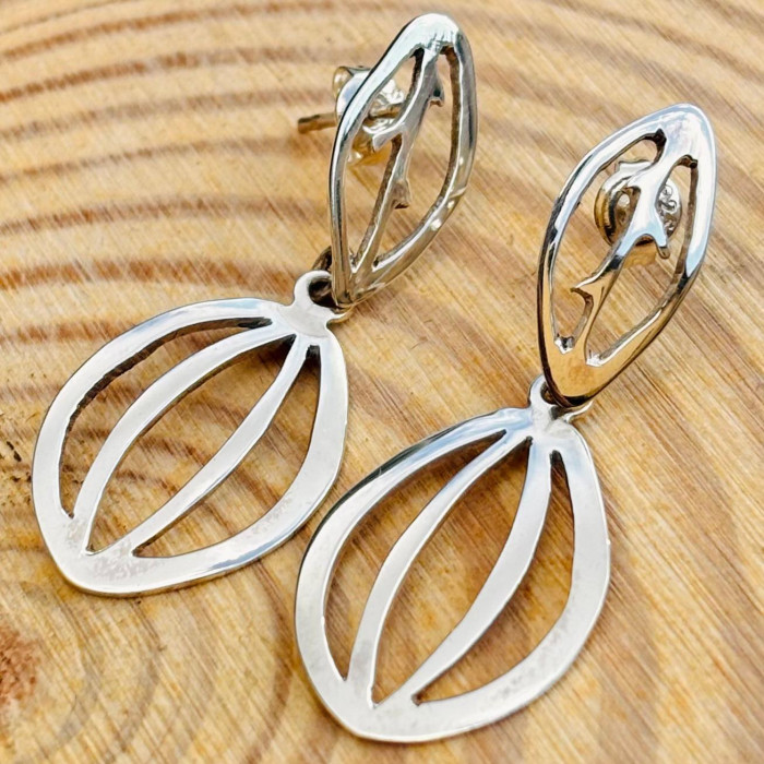 Nibis Openwork Earring