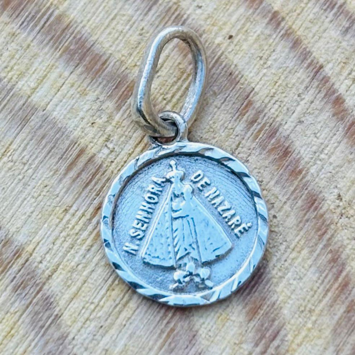 Our Lady of Nazaré Round Pendant P
